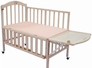 实木婴儿床批发 无漆无味，可加长带摇篮，厂家直供低价高品质